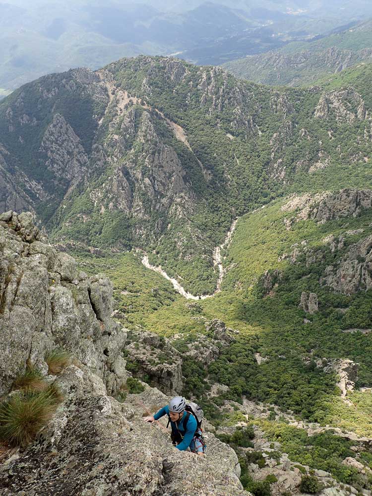 Stage Escalade De Grandes Voies En Terrain D Aventure Au Caroux