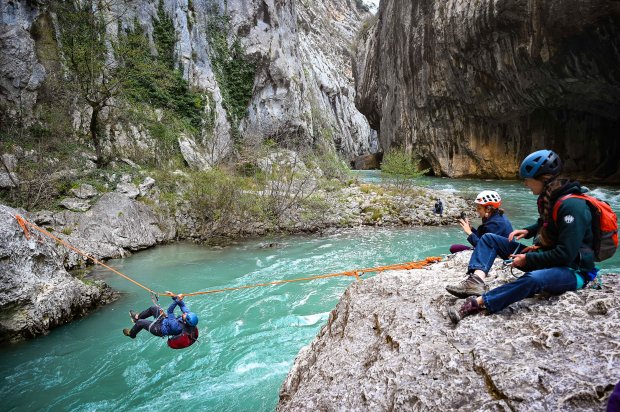 Stage escalade gorges du Verdon - Tyrolienne de la Baume aux pigeonts